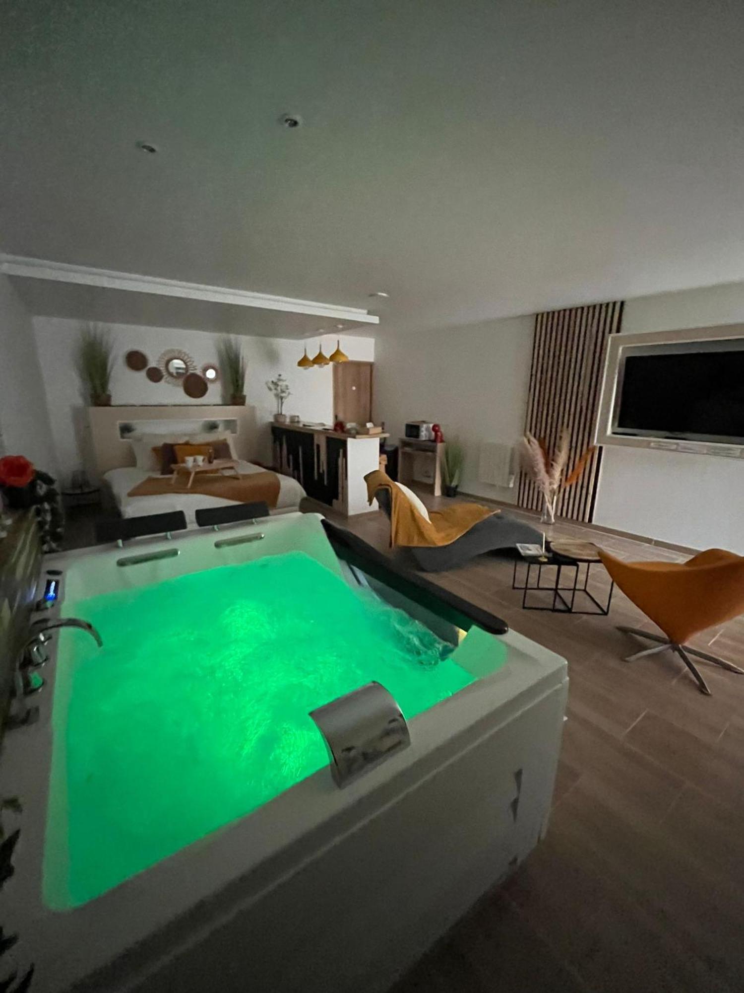 Studio Design Cocon Spa Prive A Deux Pas De Lille Bassee Extérieur photo